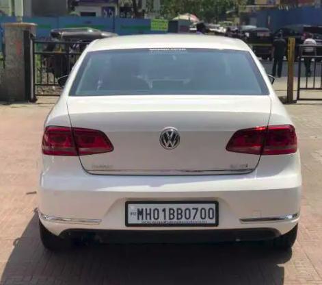 Volkswagen Passat Highline 2.0 TDI 2011