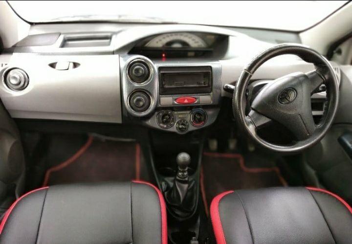 Toyota Etios Liva GD 2012