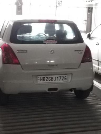 Maruti Suzuki Swift VXi 2011