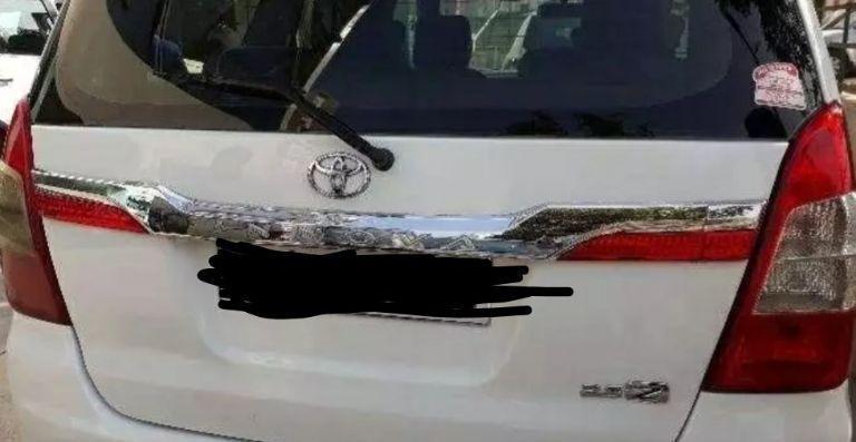 Toyota Innova 2.5 V 7 STR 2013