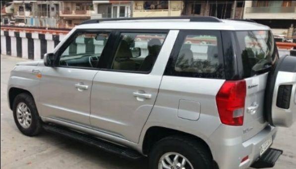 Mahindra TUV300 T8 mHAWK100 2017