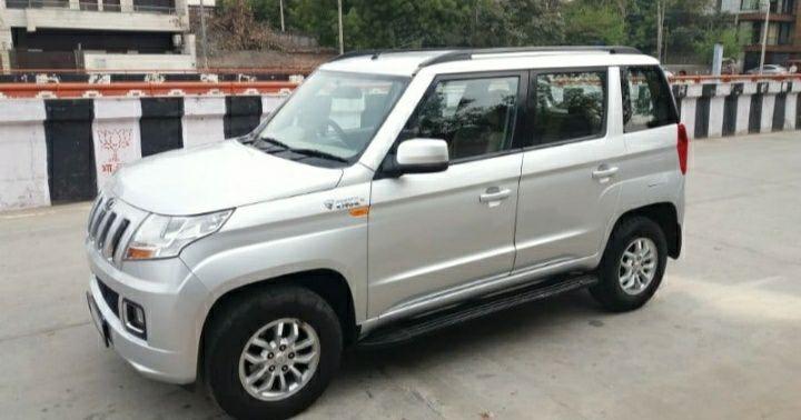 Mahindra TUV300 T8 mHAWK100 2017
