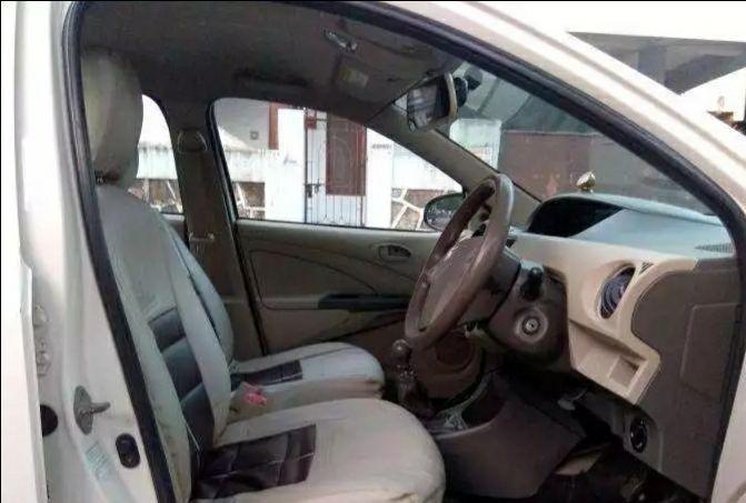 Toyota Etios Liva GD SP 2015