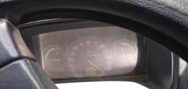 Maruti Suzuki Omni LPG BS III 2011