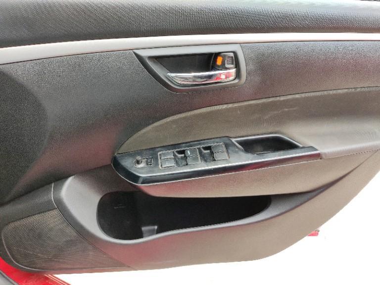 Maruti Suzuki Swift VXi 2015