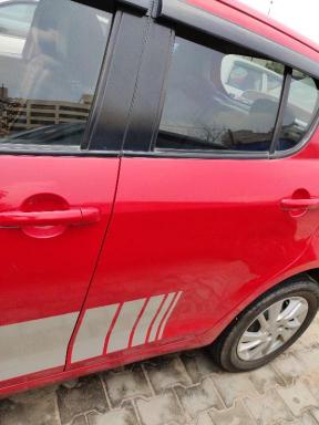 Maruti Suzuki Swift VXi 2015