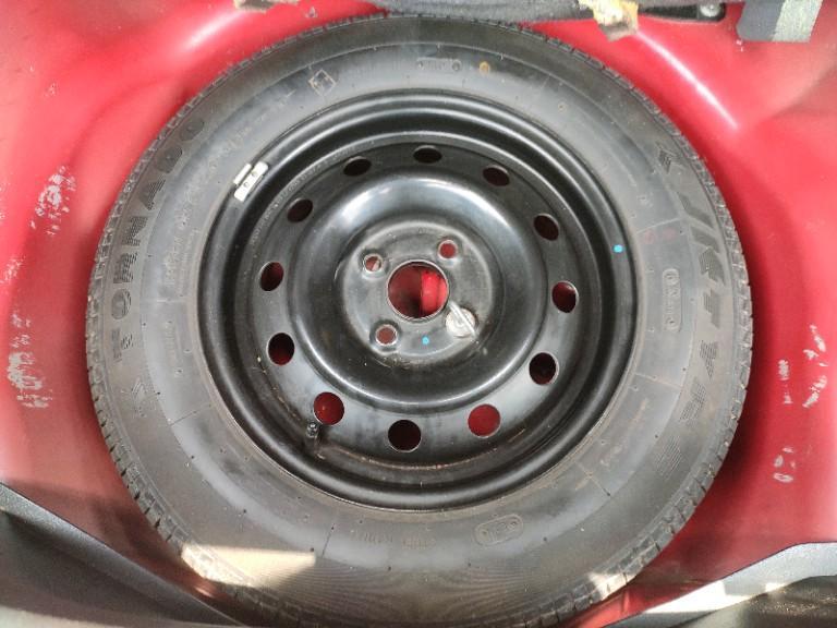 Maruti Suzuki Swift VXi 2015