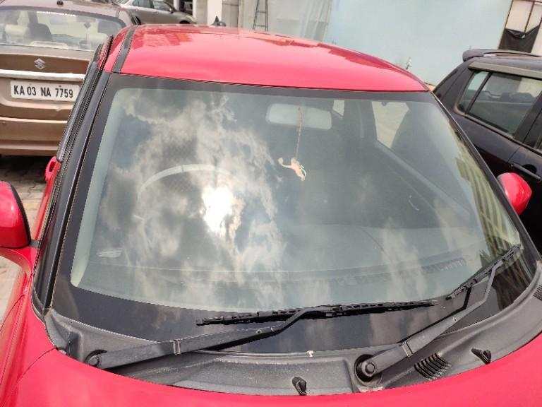 Maruti Suzuki Swift VXi 2015