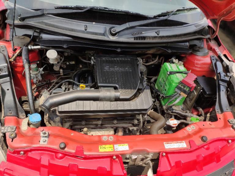 Maruti Suzuki Swift VXi 2015