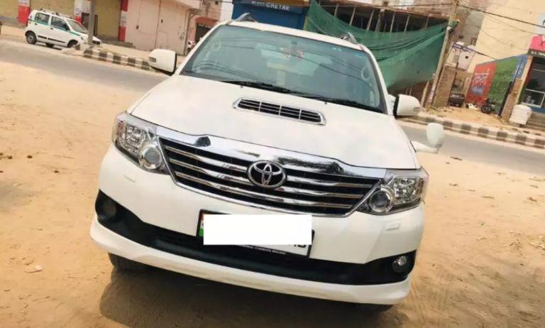 Toyota Fortuner 2.5 4x2 AT TRD Sportivo 2014