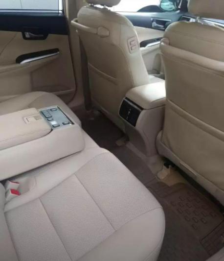 Toyota Camry Hybrid 2014