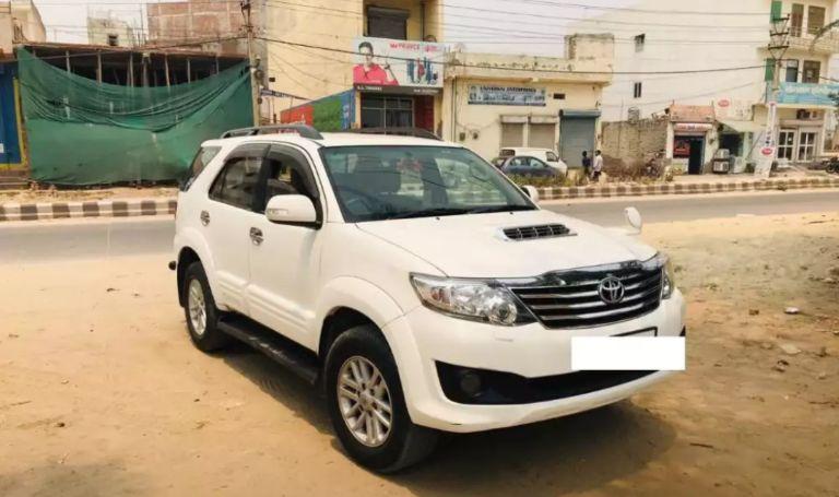 Toyota Fortuner 2.5 4x2 AT TRD Sportivo 2014