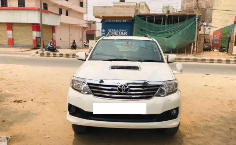 Toyota Fortuner 2.5 4x2 AT TRD Sportivo 2014