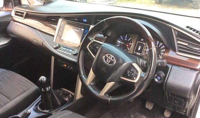 Toyota Innova Crysta 2.4 ZX 7 STR 2017
