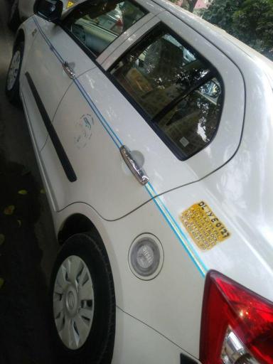 Maruti Suzuki Swift DZire ZDi 2015