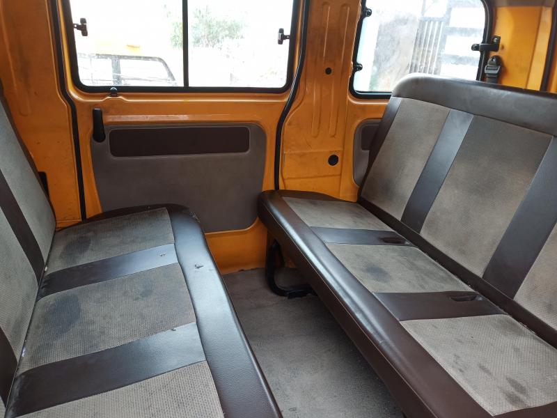 mahindra supro mini van vx price