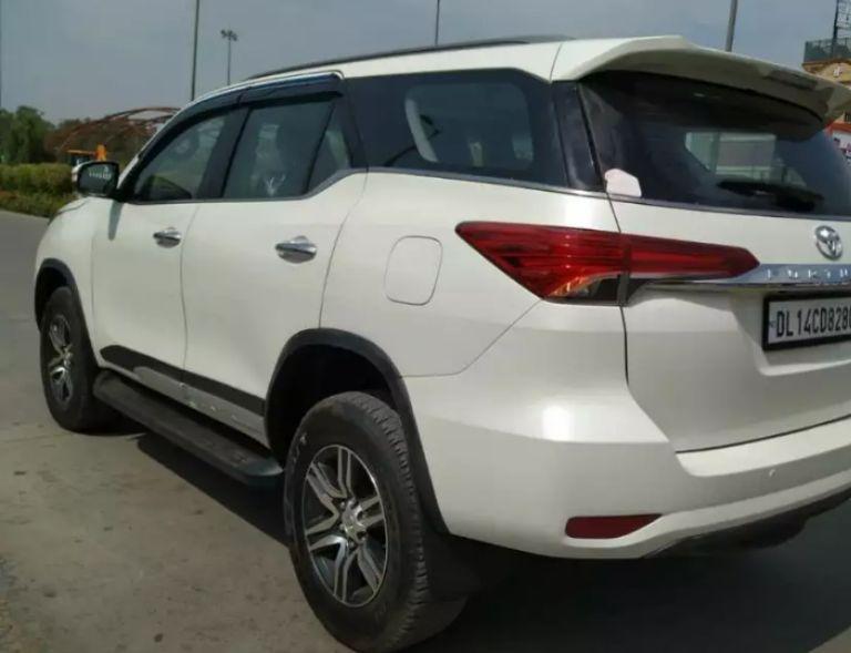 Toyota Fortuner  2.8 4x2 MT 2018