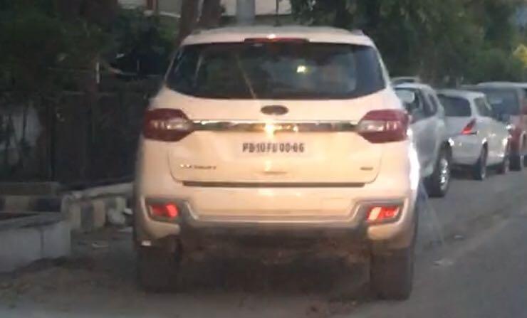 Ford Endeavour Titanium 3.2 4x4 AT 2018