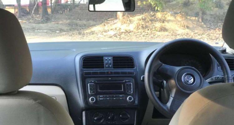 Volkswagen Polo Comfortline 1.2L (P) 2011