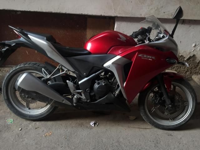 cbr 250 old