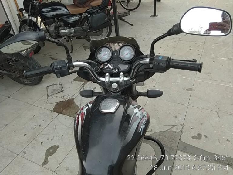 Bajaj Discover 135cc 2011
