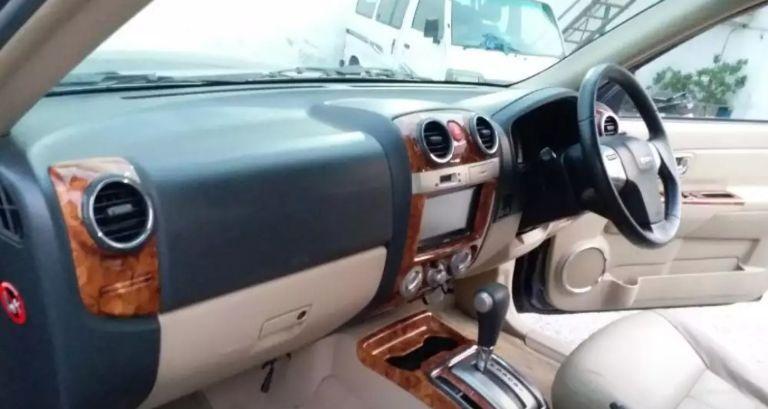 Isuzu MU7 Premium AT 2015