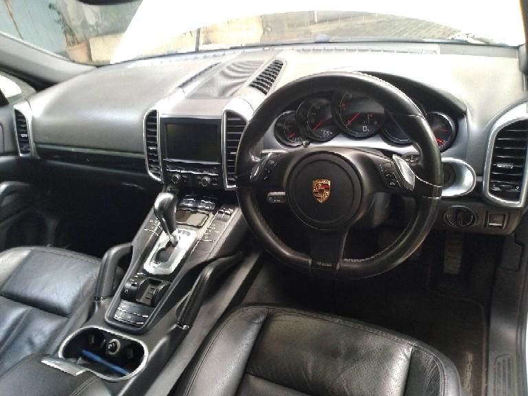 Porsche Cayenne Diesel 2011