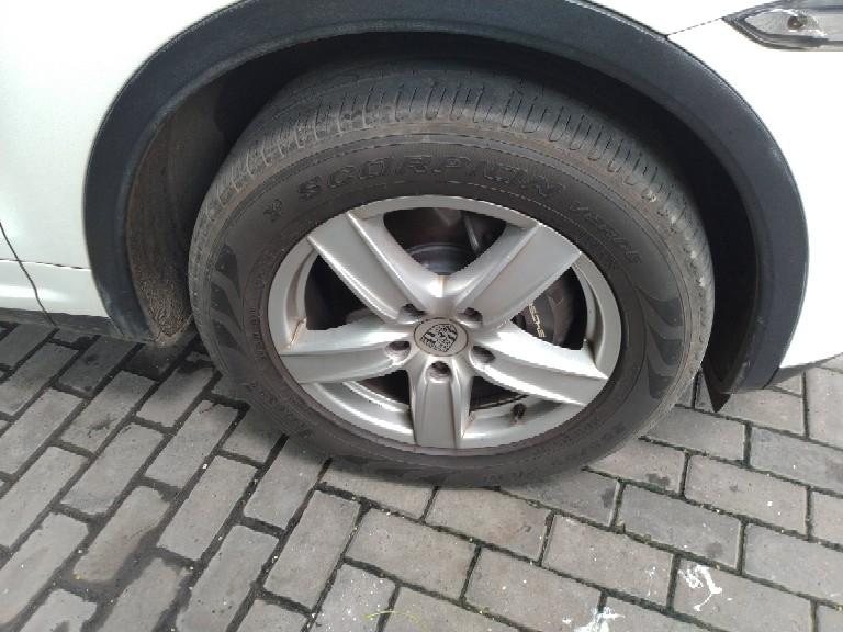 Porsche Cayenne Diesel 2011