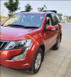 Mahindra XUV500 W4 2016