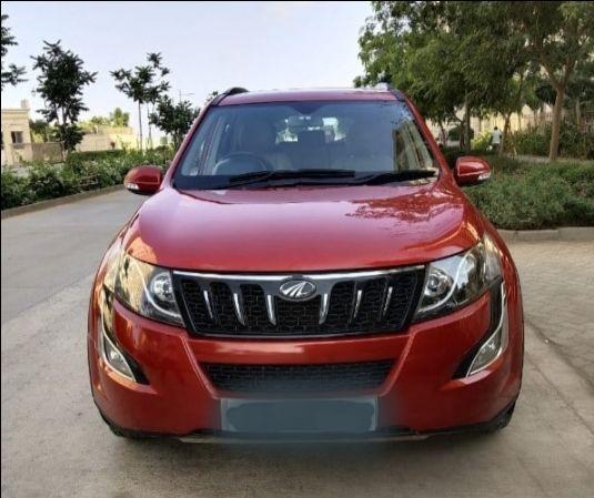 Mahindra XUV500 W4 2016