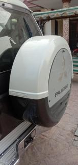 Mitsubishi Pajero SFX 2.8 2011