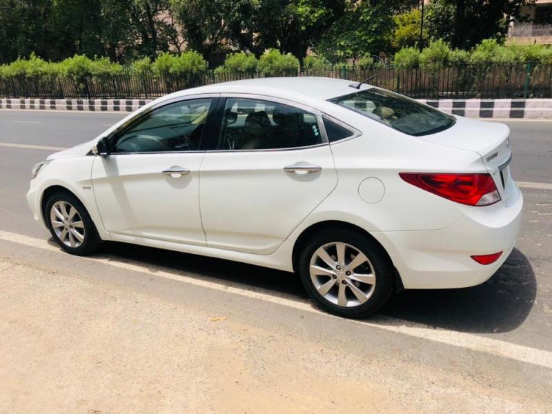 Hyundai Verna 1.6 SX VTVT AT 2013