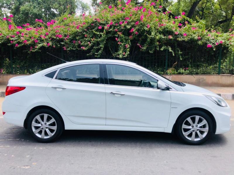 Hyundai Verna 1.6 SX VTVT AT 2013