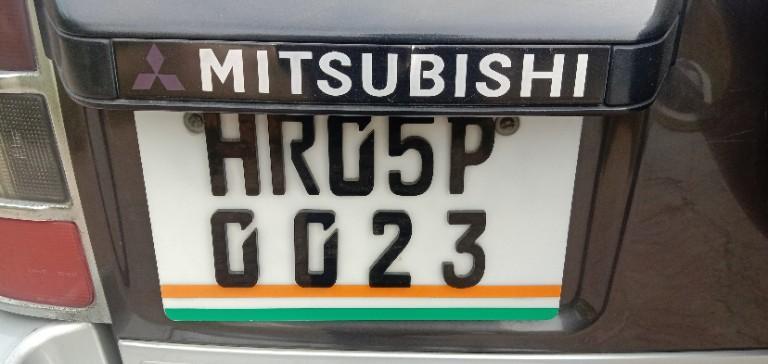 Mitsubishi Pajero SFX 2.8 2011