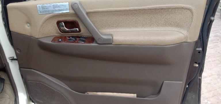 Mitsubishi Pajero SFX 2.8 2011