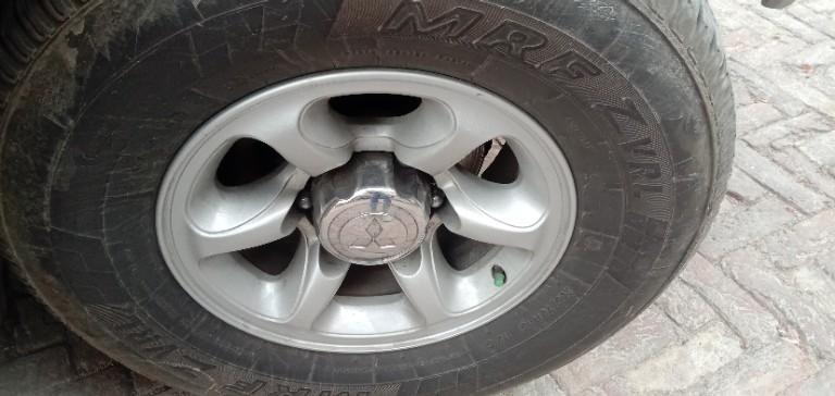 Mitsubishi Pajero SFX 2.8 2011