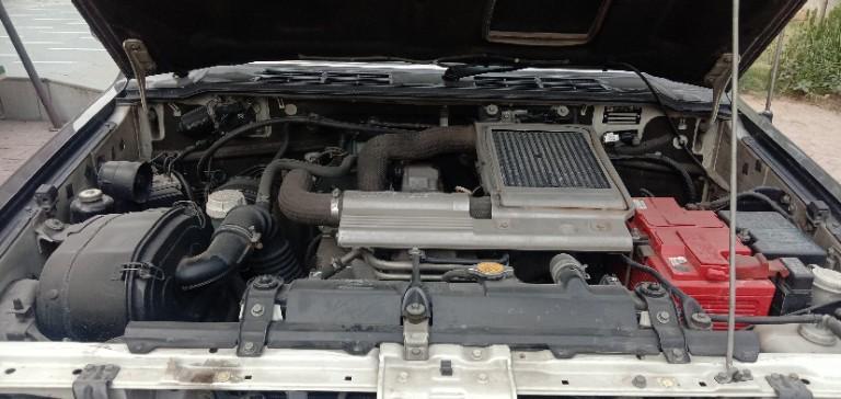 Mitsubishi Pajero SFX 2.8 2011