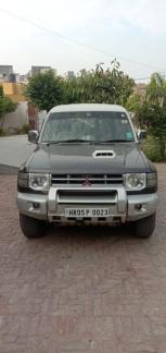 Mitsubishi Pajero SFX 2.8 2011