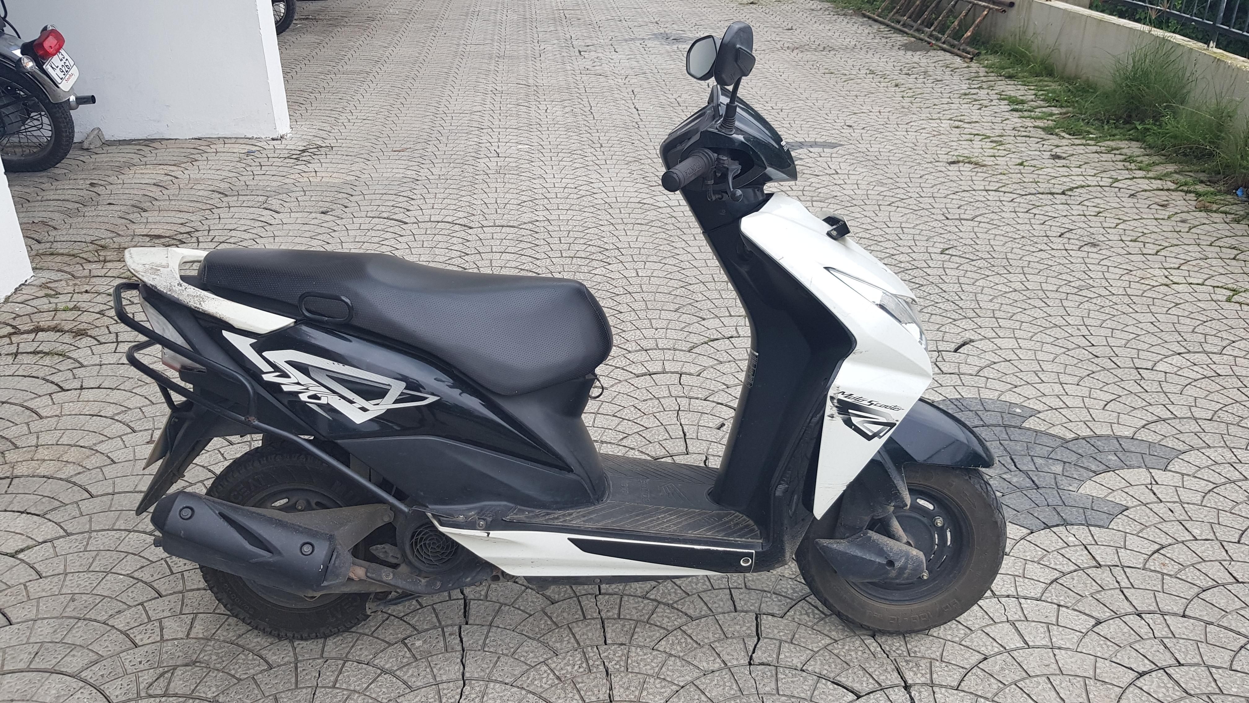 Used Honda Dio 110cc 2016 Model (PID-1417889392) Scooter for Sale in Kochi