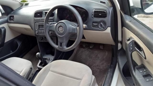 Volkswagen Polo Comfortline 1.2L (D) 2013
