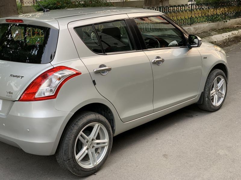 Maruti Suzuki Swift VDi (O) 2015