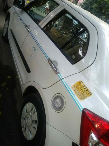 Maruti Suzuki Swift DZire ZDi 2015