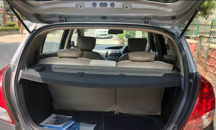 Hyundai i20 Sportz 1.4 CRDi 2013