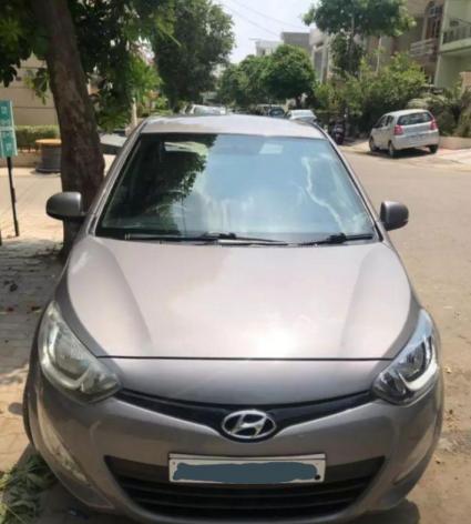 Hyundai i20 Sportz 1.4 CRDi 2013