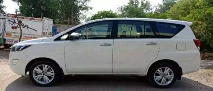 Toyota Innova Crysta 2.4 ZX 7 STR 2017