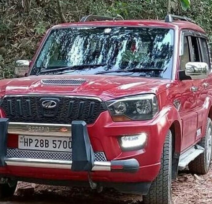 Mahindra Scorpio S10 4WD 2015