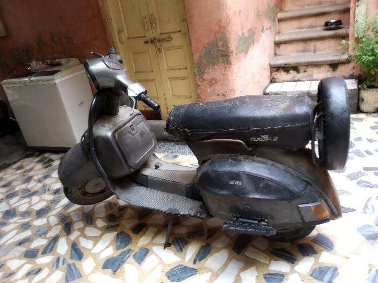 Used Bajaj Chetak 150cc 2002 Model (PID-1417981383) Scooter for Sale in ...