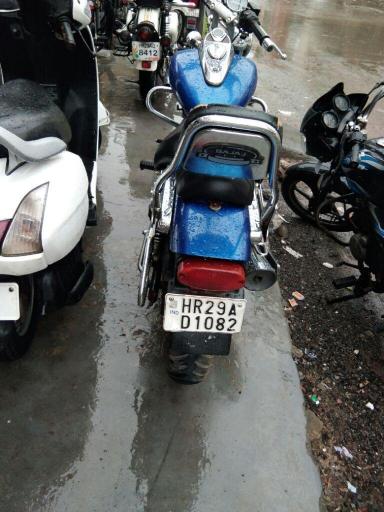 Bajaj Avenger 220cc 2012