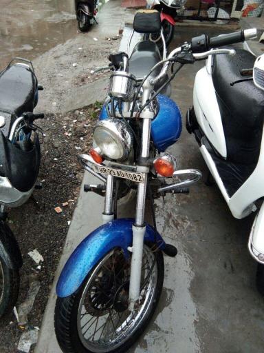 Bajaj Avenger 220cc 2012