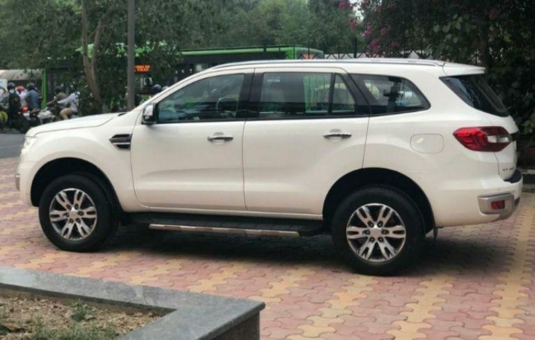 Ford Endeavour Titanium 3.2 4x4 AT 2017